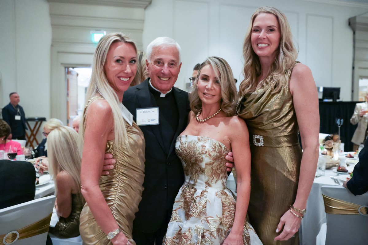 186-Golden Age Gala-Nov-2025_0178