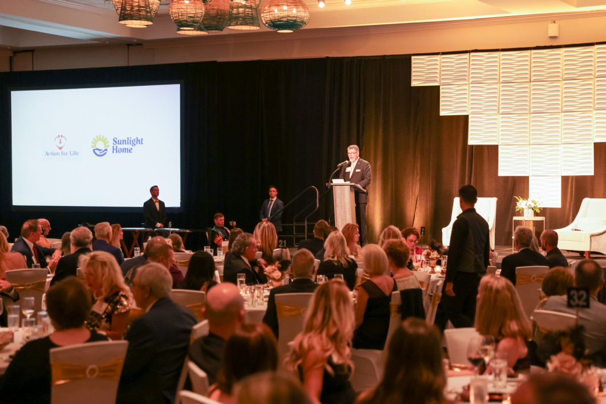 231-Golden Age Gala-Nov-2025_0276