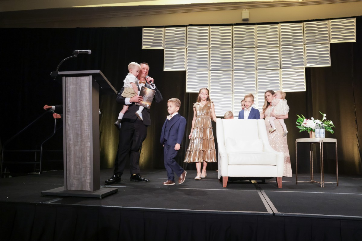 483-Golden Age Gala-Nov-2025_0918